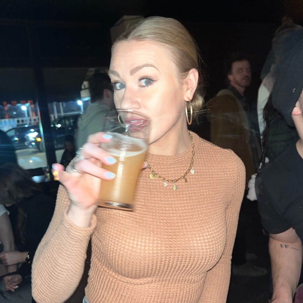 Meet your Posher, Leah